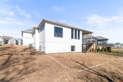 custom-home-back-exterior