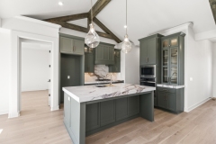 custom-home-kitchen-island