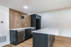 033_WET-BAR-LL